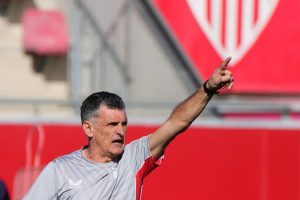 El Sevilla se libra de dos de sus «lastres»