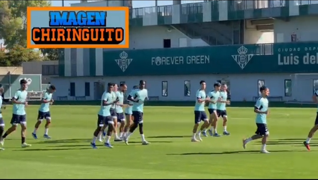 La última hora del entrenamiento del Betis con buenas y malas noticias