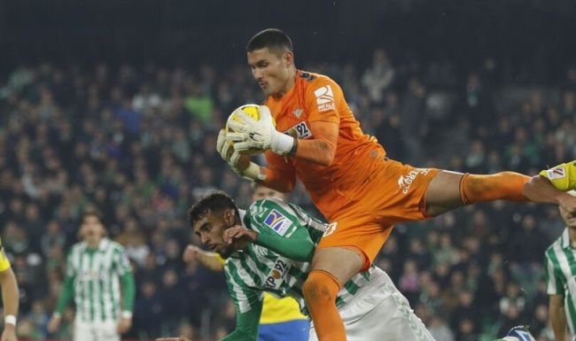 🧤🥅 Giro de 180° en la portería del Real Betis Balompié