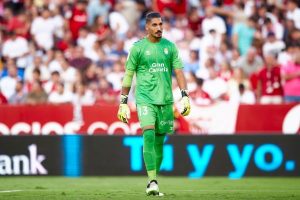🥅 Más competencia para Álvaro Valles