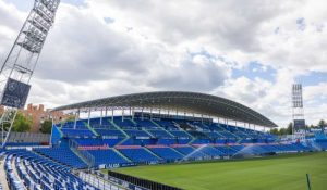 👀 Ojeadores de dos clubes siguen en el Coliseum a dos futbolistas