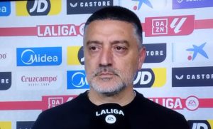 😡 Enfado de García Pimienta con jugadores del Sevilla FC