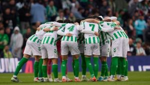 🗣️ El Betis le comunica que se busque equipo