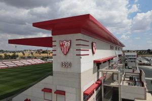 💣🔥 El Sevilla avanza con el que seguramente será nuevo director deportivo