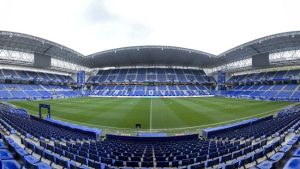 🕵️‍♂️ Ojeadores del Sevilla viendo a dos jugadores en el Carlos Tartiere