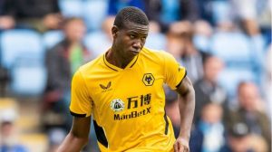 🇬🇧 Central de la Premier ofrecido al Real Betis