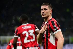 🇷🇸 Luka Jovic ofrecido