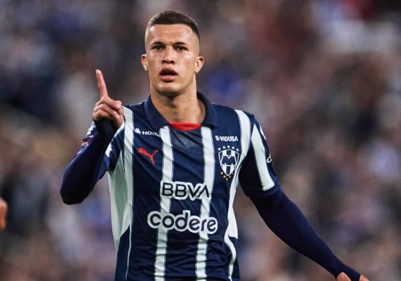 ⭐ Comparan a Nelson Deossa con un crack mundial