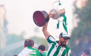 🤩 Borja Iglesias emociona al beticismo con su despedida