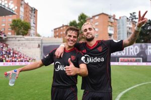 🚨 Almeyda pierde a Januzaj, tiempo de baja