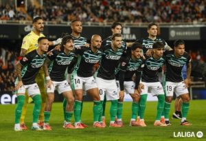 📞🔥 La Premier League llama insistentemente a un titular del Real Betis