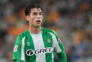 Un ex bético fue el que "fichó" a Valentín Gómez