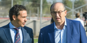 Antonio Cordón aprieta a la directiva