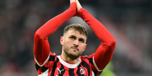 Avances en el acuerdo con Santiago Giménez