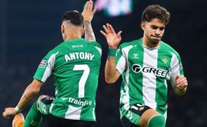 Comparan a Antony con Cristiano Ronaldo y Neymar