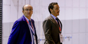 El gran entrenador que se ofreció varias veces al Sevilla en verano