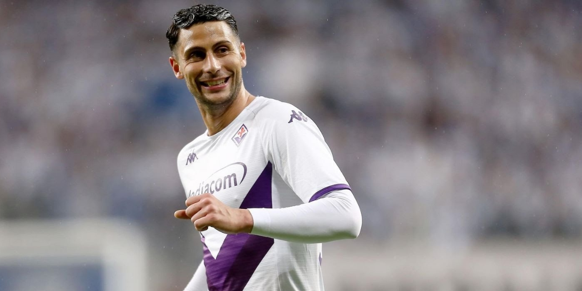 Mandragora de nuevo sobre la mesa 