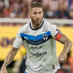 Sergio Ramos llama al Sevilla FC