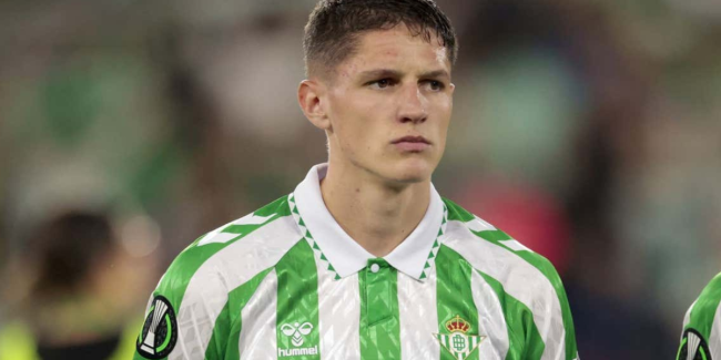 Rechazó al Barça por jugar en el Betis