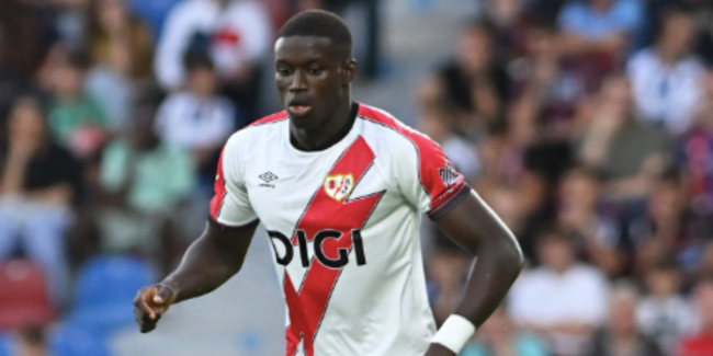 Defensa del Betis podría irse a la Premier League 