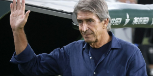 Agota la paciencia de Pellegrini y se trabaja en su venta