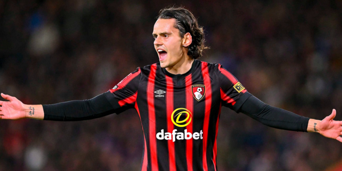 Cordón ya negocia con su segunda opción para la delantera 