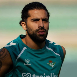 Ricardo Rodríguez en un entrenamiento