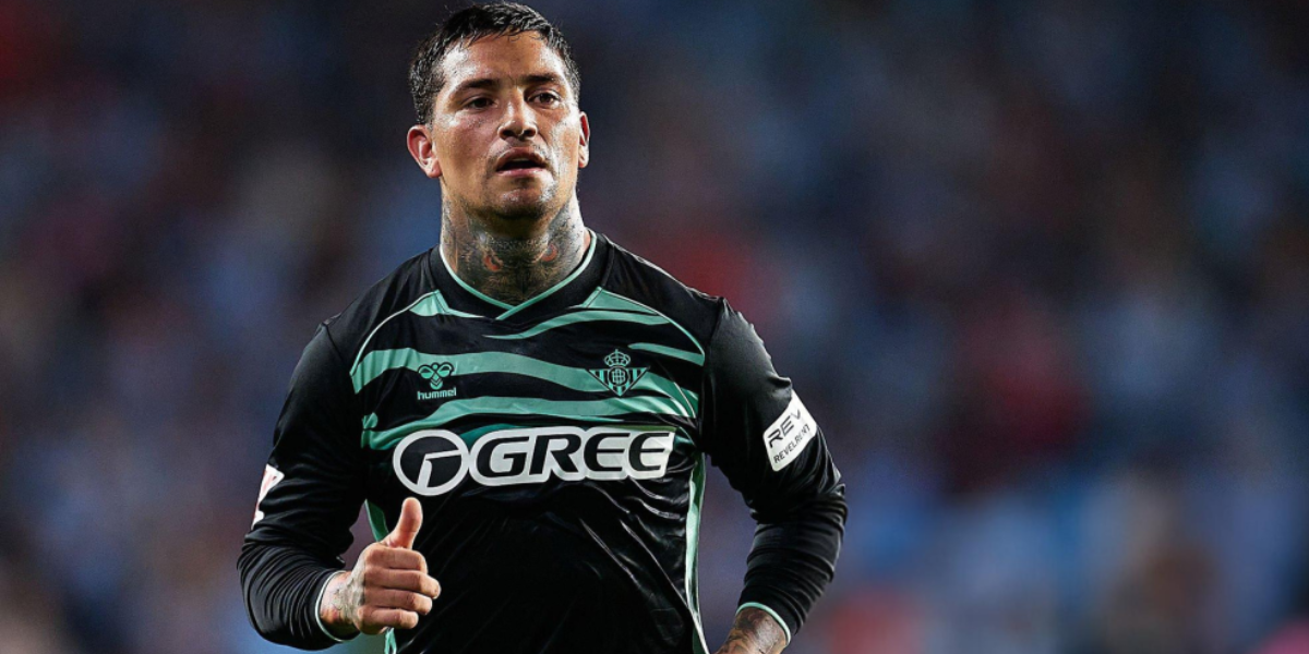 La cantidad que el Betis espera sacar por Chimy Ávila