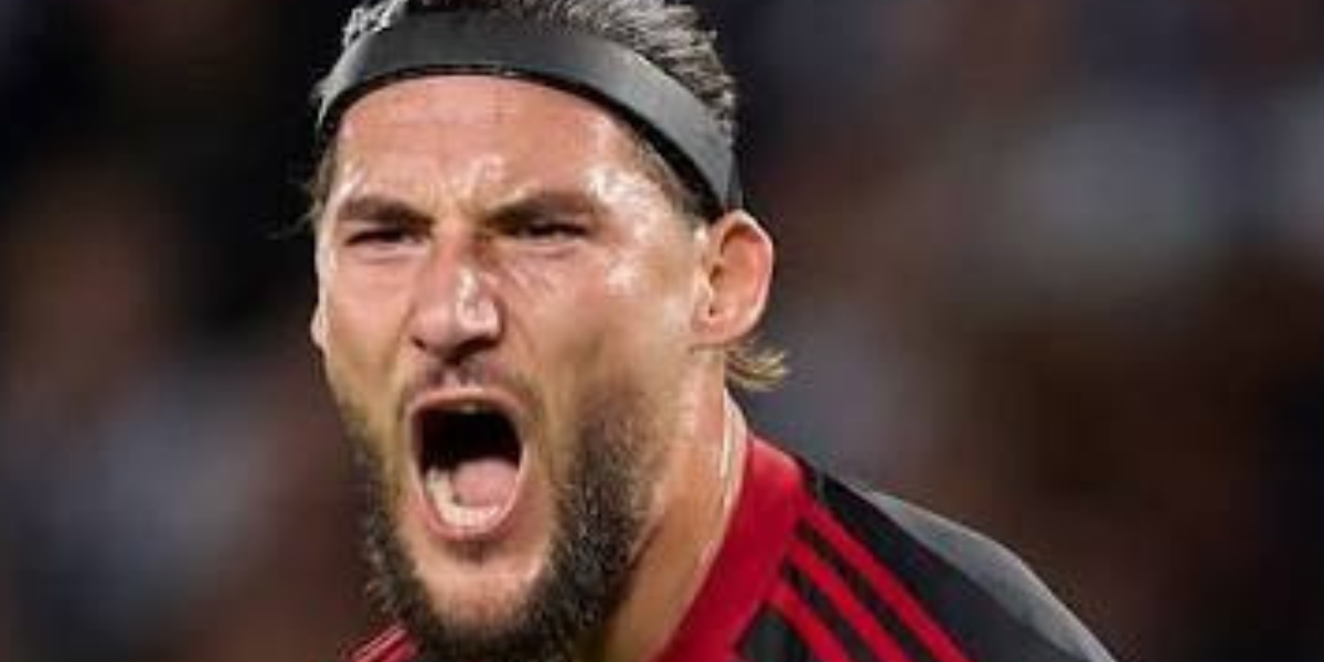 Almeyda frena la salida de un futbolista que estaba en el mercado