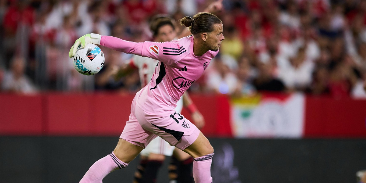 Nyland sacando de puerta 