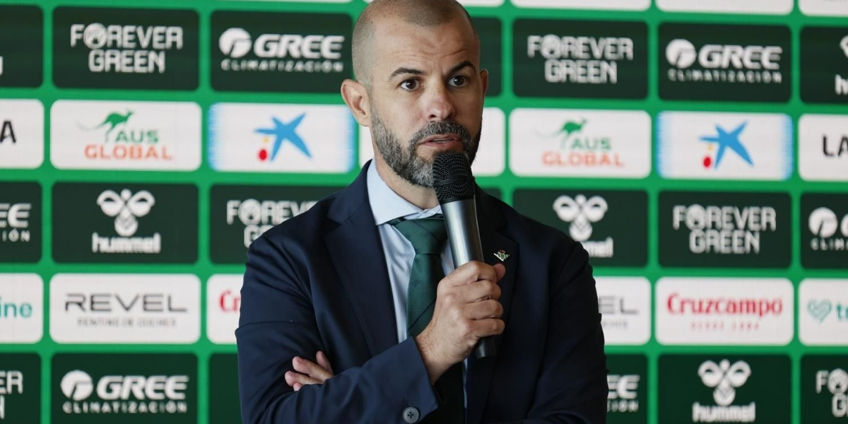 Manu Fajardo en rueda de prensa