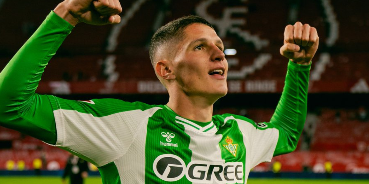 El Real Betis toma una decisión con Altimira: Ofertas solo fuera de mercado