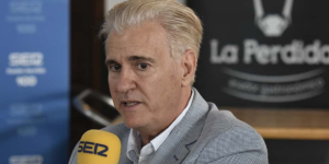 Antonio Cordón en una entrevista en la Cadena SER