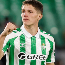 Sergi Altimira celebrando un gol con el Betis