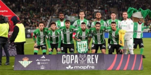 Once titular del Betis en Copa del Rey