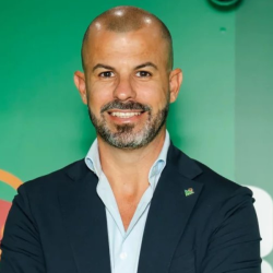 Manu Fajardo en el anuncio de su presentación como director deportivo del Betis