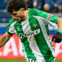 Abde jugando en el campo del Alavés