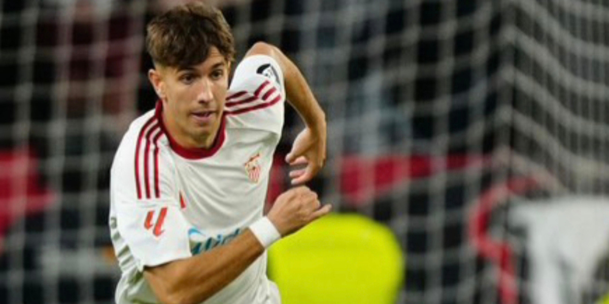 Miguel Sierra con el Sevilla FC 