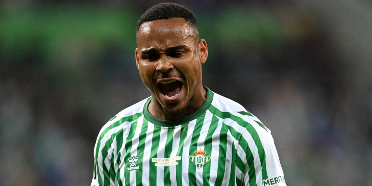 Natan en la final de la Conference League 