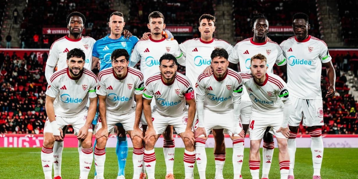 Once titular del Sevilla FC ante el Mallorca