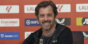 Quique Sánchez Flores en rueda de prensa
