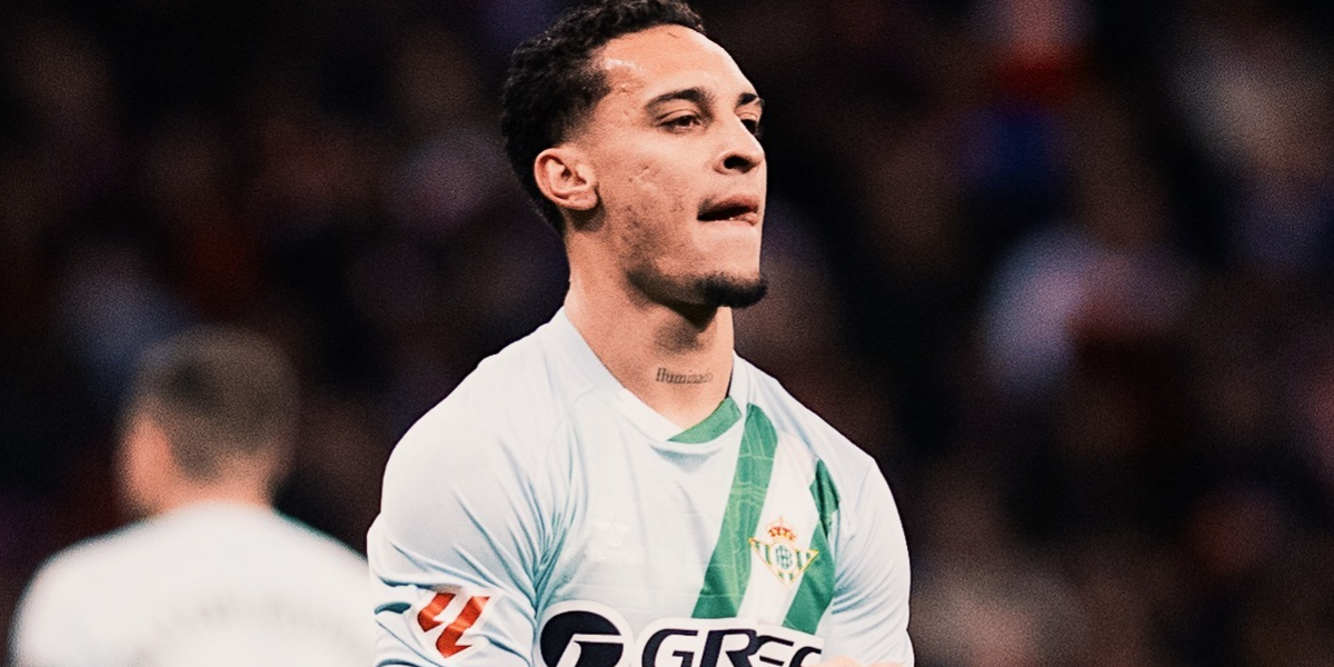 Antony celebrando su gol en el Metropolitano 