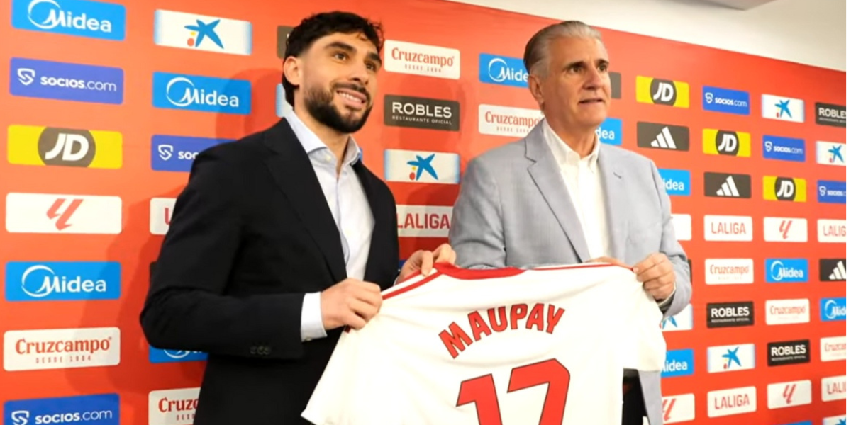 Maupay y Antonio Cordón