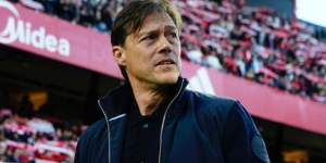Matías Almeyda en el banquillo sevillista