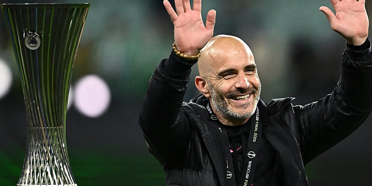 Enzo Maresca con la UEFA Conference League