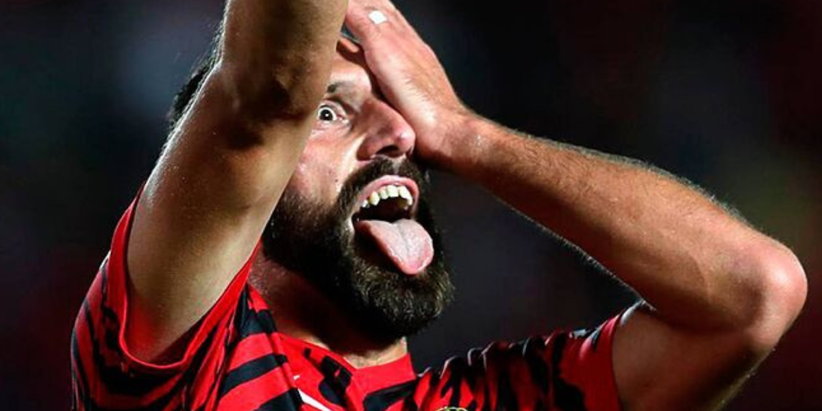 Muriqi celebrando gol 