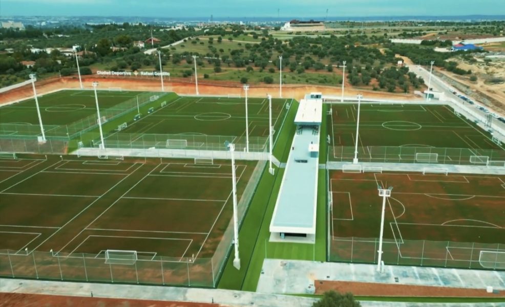 Dos apercibidos en el Real Betis: Se perderían el derbi sevillano