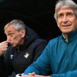 Pellegrini y su cuerpo técnico en La Cartuja