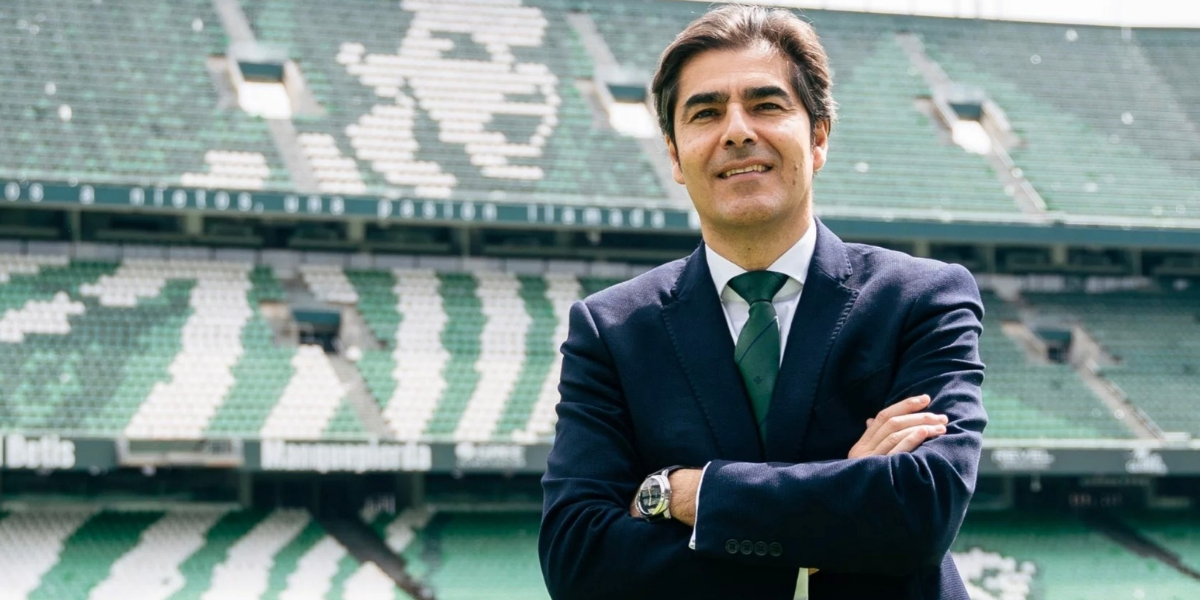 Ángel Haro, presidente del Betis, en el estadio Benito Villamarín