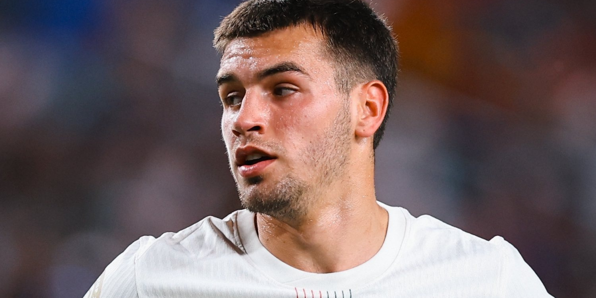 Marc Guiu con el Chelsea 